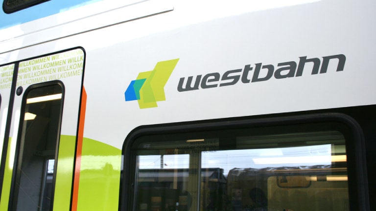 WestBahn exterior logo